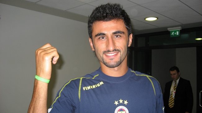Aleviyim dedi ve o futbolcuya sahip çıktı!