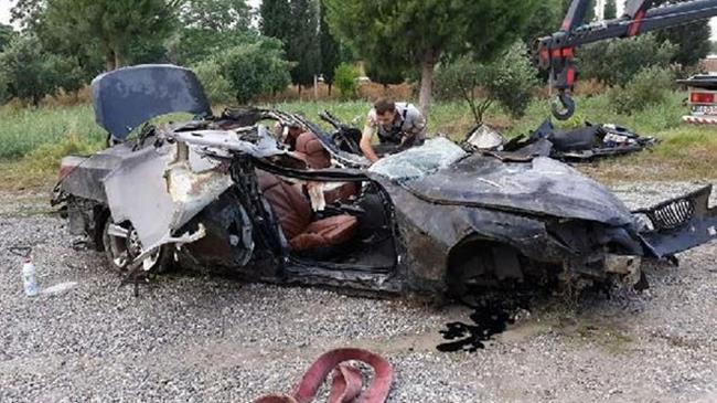 Sahte kimlikle kaza: 2 ölü