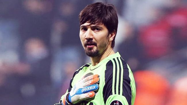 Tolga: Namaz kıldığımız için…