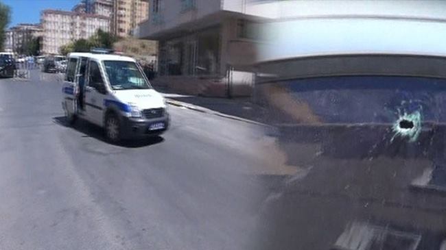 Maltepe’de şüpheli araçtan polise ateş