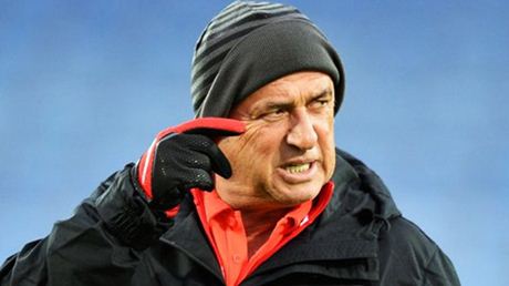 İzlanda’nın hocası Terim’le dalga geçti!