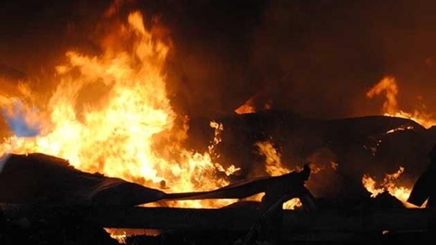 Geri dönüşüm fabrikasında yangın