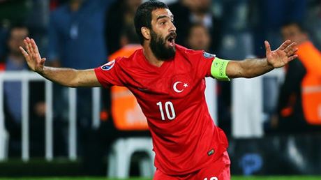 Arda Turan: Kafanı kırarım senin!