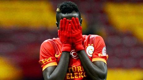 Galatasaray’a kötü haber! Yine sakatlandı!
