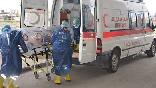 Hac dönüşü iki hastanede Ebola alarmı