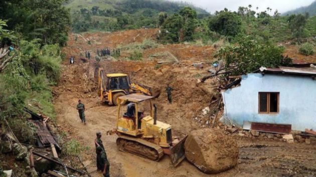 Sri Lanka’da100’den fazla kişiden umut kesildi