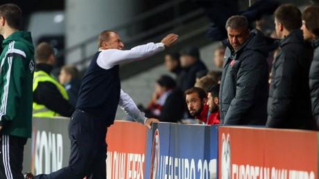 Fatih Terim’in Milli maçta çıldırdığı anlar!