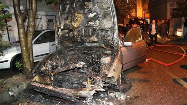 Bir gecede 7 araç kundaklandı