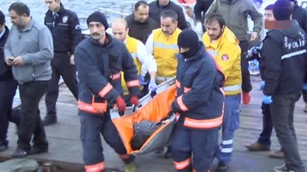 Aracını denize sürdü!