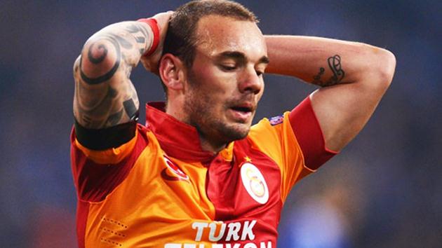 Wesley Sneijder  büyük şok! Polis evini basıp ….