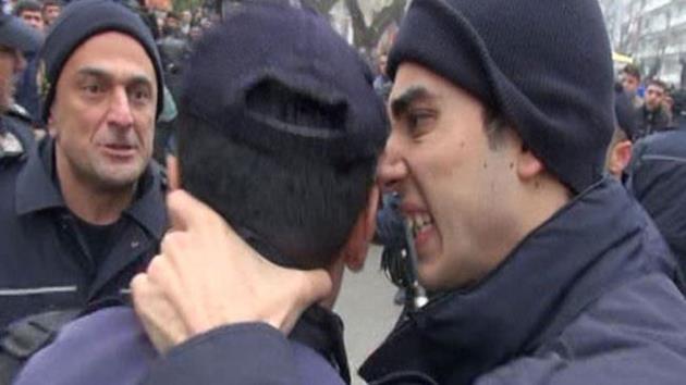 O polis görevden uzaklaştırıldı!