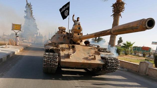Musul’da 2 bin 300 zırhlı araç IŞİD’in eline geçti!