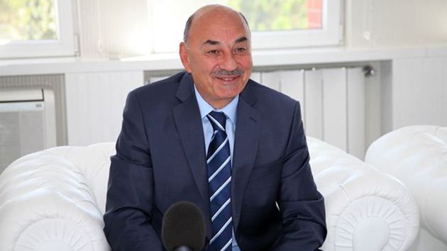 AK Parti’den aday olamayınca CHP ve MHP için oy istedi