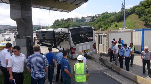 Boğaziçi Köprüsü’nde metrobüs kazası