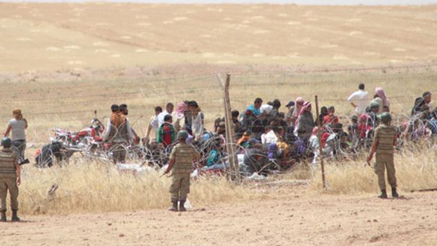 Işid’den kaçan 15 bin Türkmen sınır kapılarına dayandı
