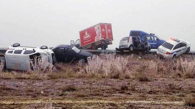 11 araçlı zincirleme kaza: 6 yaralı