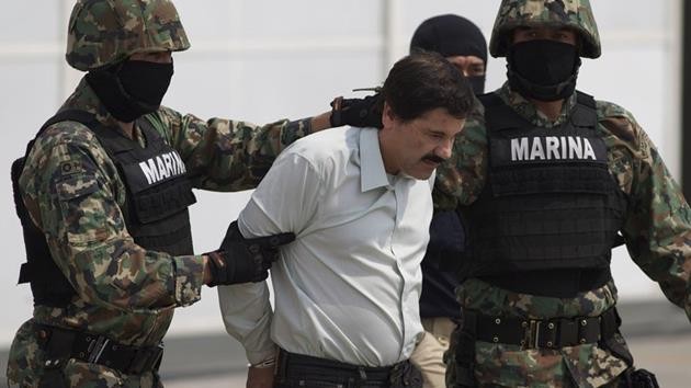 ABD, Meksikalı uyuşturucu baronu "El Chapo"nun yakalanmasına yardım edenlere 5 milyon dolar ödül vereceğini açıkladı. 