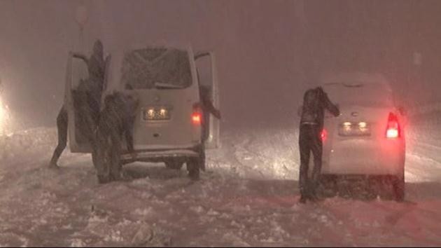 istanbul-kar yağışı-trafik