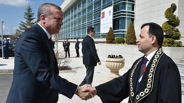 ”AYM kararları herkesi bağlar”