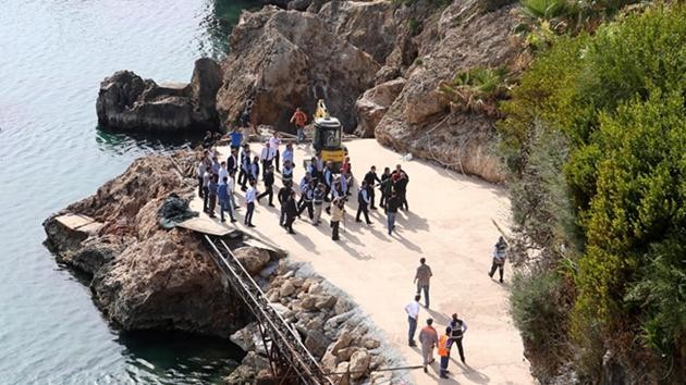 antalya-plaj-yıkım