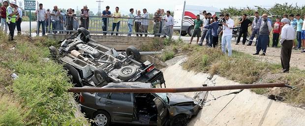 Mersin’de trafik kazası: 2 ölü, 3 yaralı