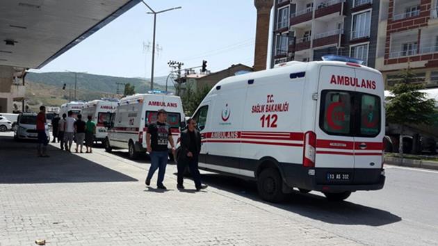 Bitlis’te polise saldırı: 3 yaralı