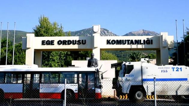Ege Ordu Komutanlığı’nda polis araması