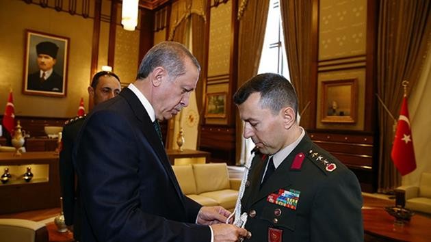 erdoğan-yaver Albay Ali Yazıcı