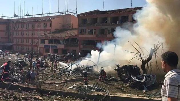 Elazığ Emniyet Müdürlüğü'ne saldırı