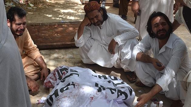 Pakistan-hastane-intihar saldırısı