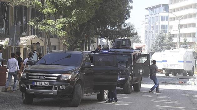 Van’da şiddetli patlama: 48 yaralı!