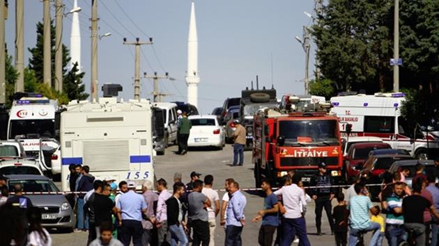 Gaziantep’te canlı bomba saldırısı: 3 polis şehit