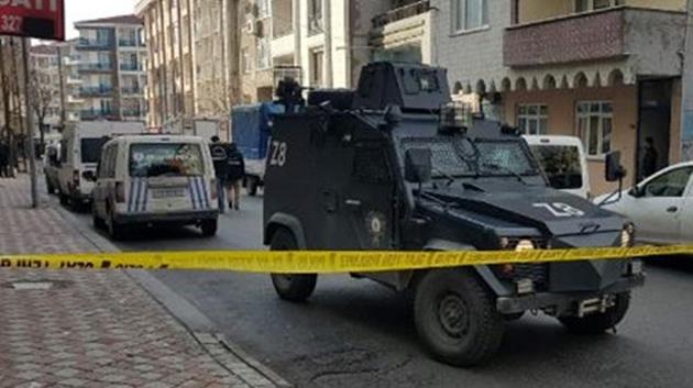 İstanbul Esenyurt’ta polise saldıran terörist yakalandı