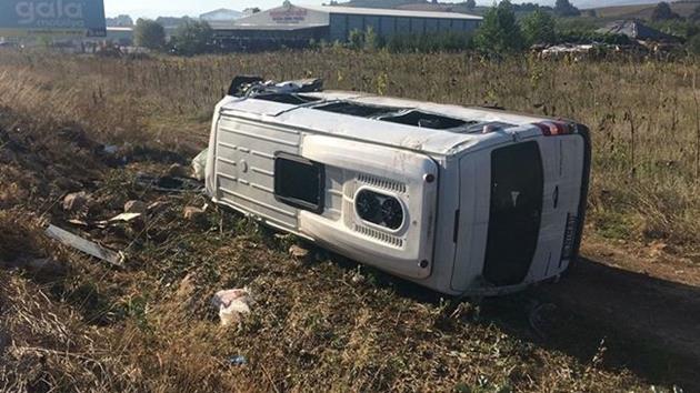 Minibüs ile kamyonet çarpıştı: 7 ölü